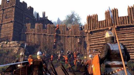 Mejores Juegos Medievales: soldados que suben un muro en el Bannerlord de Monte y Blade 2