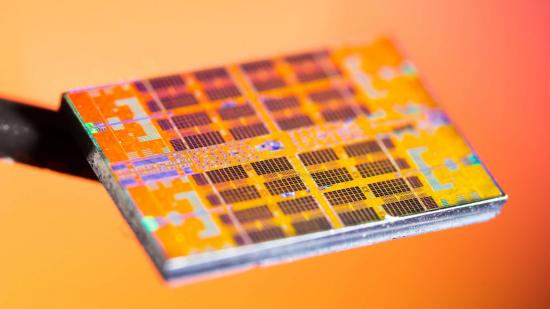 7nm AMD Ryzen chiplet image from Fritzchens Fritz