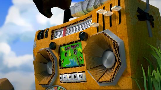 A yellow Roblox boombox made of cardboard