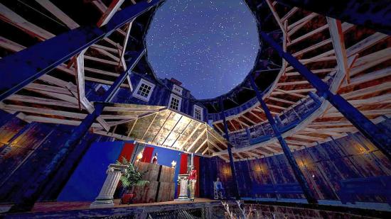 A nighttime shot of Fallout 76's fan-made Grafton Globe theatre