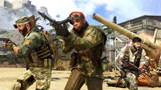 Arthur Kingsley and his pals storm a beach in Call of Duty: Warzone.