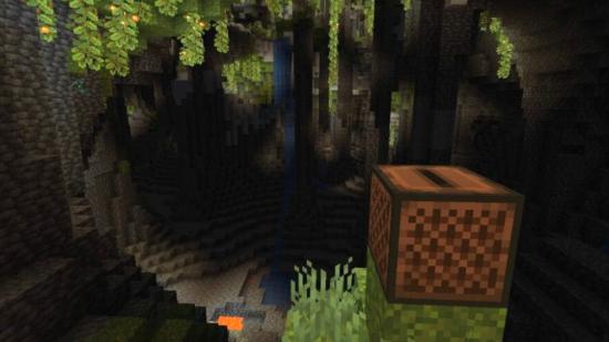 A Minecraft jukebox inside a cave