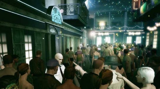 Best Christmas levels - Agent 47 is blending in a bustling crowd in Hitman: Blood Money.