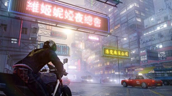 Best crime games on PC: A helmeted criminal riding a motorcycle looks on at the neon streets