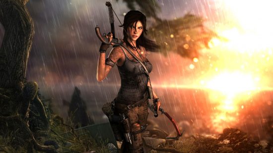 Game Action -Adventure Terbaik - Lara Croft dari reboot Tomb Raider, berdiri di badai hujan di atas tebing saat matahari terbenam, memegang senapan dan kapak