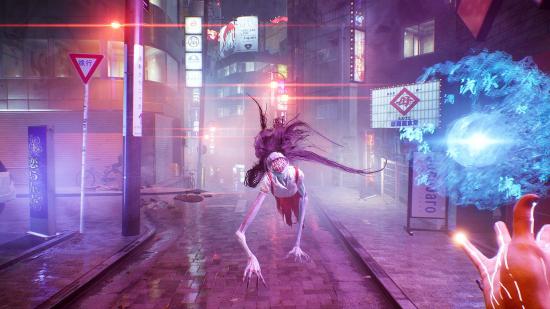 Ghostwire: Tokyo review: A terrifying ghost crawling towards the player in a dark city street