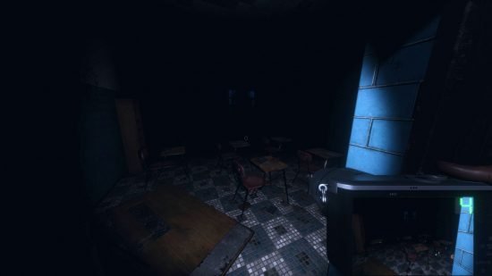 Best horror games: investigating a ghost house in Phasmophobia