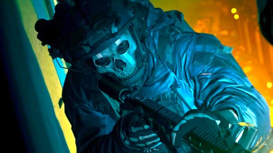 Ghost holding an assault rifle as he sneaks through a metal container in Call of Duty Modern Warfare 2