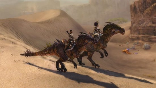 Guild Wars 2 mount skin: An armored dinosaur is running through a desert with a human on its back