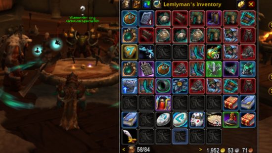 Best WoW addons 2022: A screenshot of the Bagnon mod with its completely overhauled default inventory menu, with each item therein categorised into a specific colour.