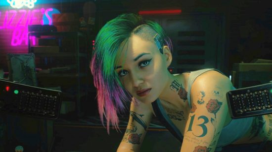 Cyberpunk 2077 player count on Steam just surpassed Witcher 3's peak: cyberpunk character leans over and looks into the screen