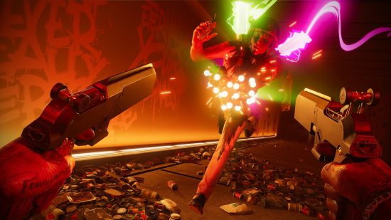 Deathloop güncellemesi: Neon sprintlerinde dekore edilmiş patlayıcı bir yelek giyen bir erkek figür, ikiz tabancaları tutan oyuncuya doğru