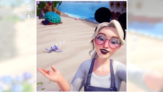 Disney Dreamlight Valley animal companion: A blonde, feminine player character takes a selfie with a cute, purple, turtle companion.