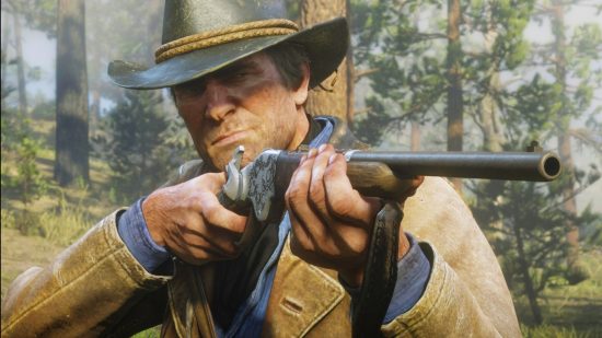 Red Dead Redemption 2 files show what Red Dead Online could have been: Arthur Morgan from Red Dead Redemption 2 aims his rifle