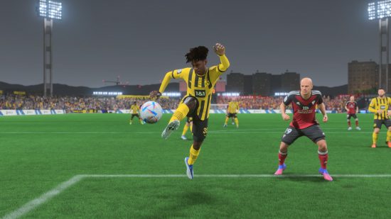 Best FIFA 23 left backs: Prince Aning jumping to receive the ball