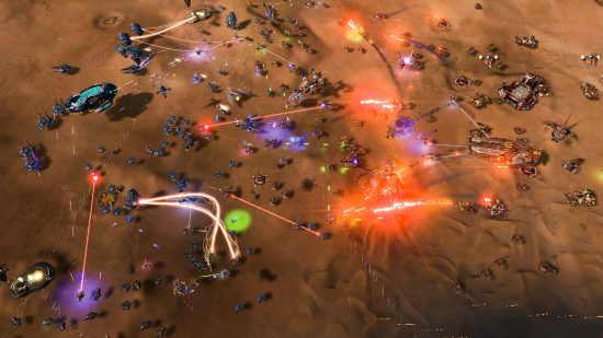 Best RTS games - several factions fighting in the middle of the desert in Ashes of the Singularity: Escalation.