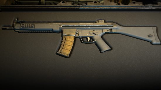 The best Lachmann-556 loadout in Modern Warfare 2: an assault rifle sits in a cushioned gun case