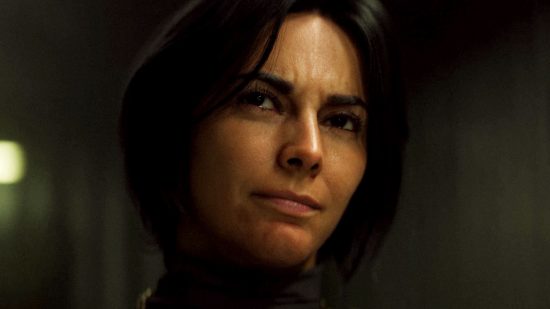 Call of Duty: Modern Warfare 2 Cast: Maria Elisa Camargo Hra Owning Valeria Garza