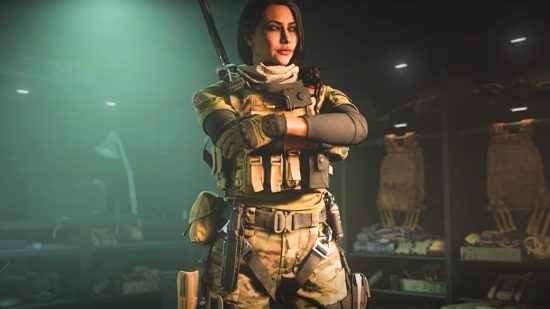 Modern Warfare 2 double XP tokens: the Roze operator skin in a folded arms pose