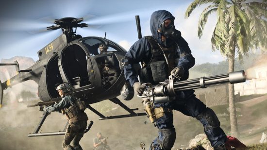 Modern Warfare 2 SPEC OPS協同組合モードの詳細：兵士がミニガンを保持し、遠くに発砲します