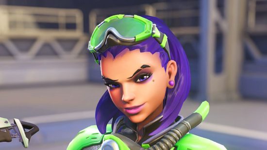 Overwatch 2 ranks and comp points guide: Sombra in her Summer Games gear, sporting a sinister smile