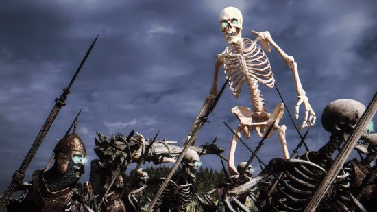 Total War: Warhammer 3 mod: A giant skeleton towers over armoured human-sized skeletons