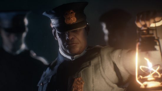 Victoria 3 mod Cthulhu mythos: A policeman in a uniform from the early 20th century lifts a lantern in the darkness
