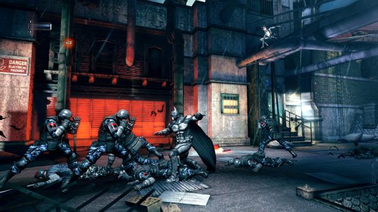 Các trò chơi Batman hay nhất - Batman chiến đấu với những tên côn đồ vũ trang trong khi Catdess ngồi trên đỉnh một đường ống ở Arkham Origins Blackgate