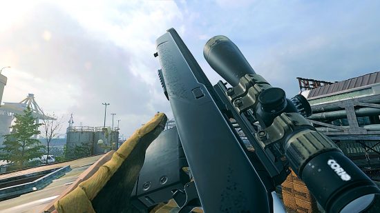 Best SP-R 208 loadout Modern Warfare 2: inspecting a marksman rifle with a short barrel