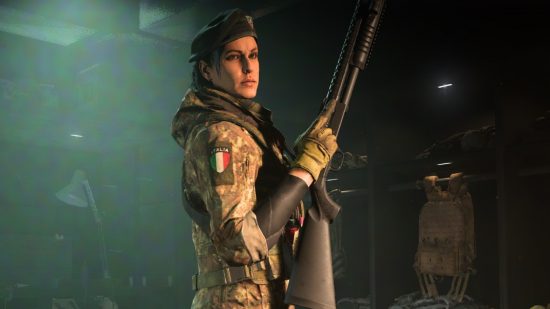 The best shotguns in Modern Warfare 2: an operator is holding a shotgun
