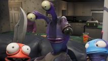 High on Life stab Gene - A purple alien with two working eyes and one black eye is sitting on a sofa in a suburban house. The player is holding a blue gun alien and a red knife alien. The blue alien is looking worried, while the red alien looks excited.