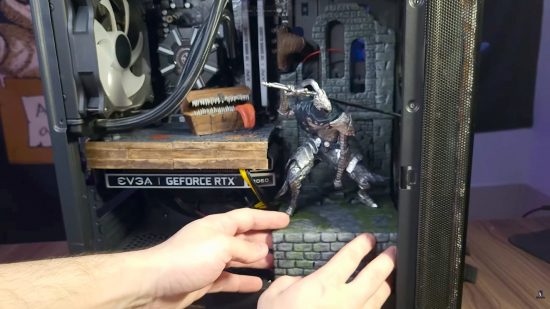 Dark Souls gaming PC build with Knight Artorias figure and Mimic