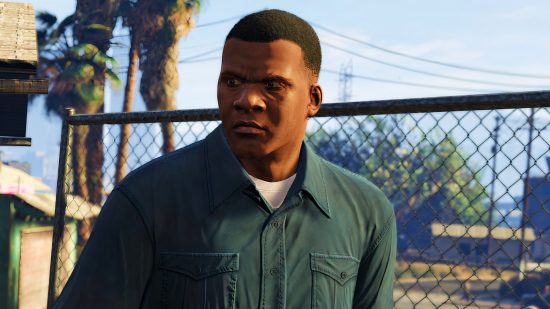 GTA 5 mod fully rebuilds Rockstar sandbox game’s shallow wanted system. A gangster in a green shirt, Franklin from GTA 5, stares off camera