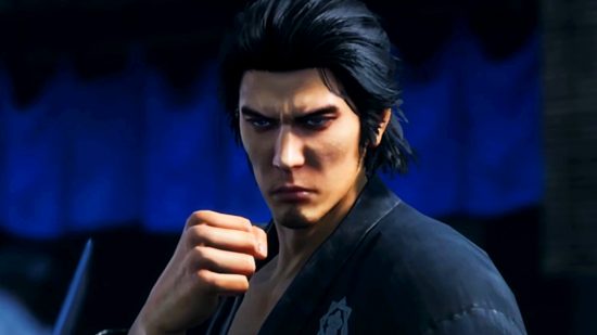 Like A Dragon: Ishin - Sakamoto Ryoma holds up a fist in preparation to fight