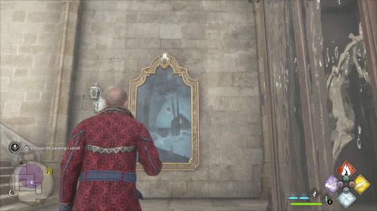 Hogwarts Legacy Cache in het kasteel - Een Huffelpuff -student die een rode jas draagt, staart naar een schilderij van een huis bedekt met sneeuw dat