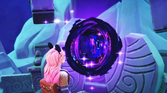 Dreamlight Valley Great Blizzard Gem Gem Quests: Un personaje de jugador de cabello rosado se encuentra frente a un ominoso portal de Dreamlight Valley