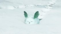 Wild Hearts rabbits: A round, white creature called a Rockfoil Rabbit perks its ears up in the snow, it looks concerned