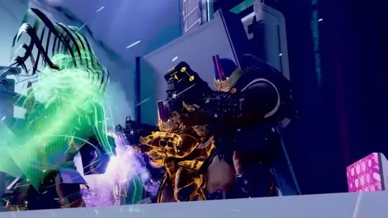 Destiny 2 Swarmers exotic guide - how to get the Warlock leg armour: A Shadow Legion enemy faces an attack from a Threadling.