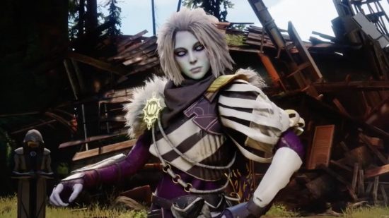 Bungie cites "logistical reasons” for awkward Destiny 2 story loop: Mara Sov speak with the Guardian in the EDZ.