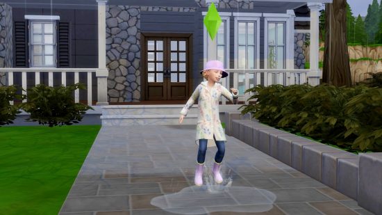 Ein kleines Kind springt in eine Pfütze, während er einen wasserdichten Mantel in meinem Lieblingsregenmodell der Sims 4 Mod trägt