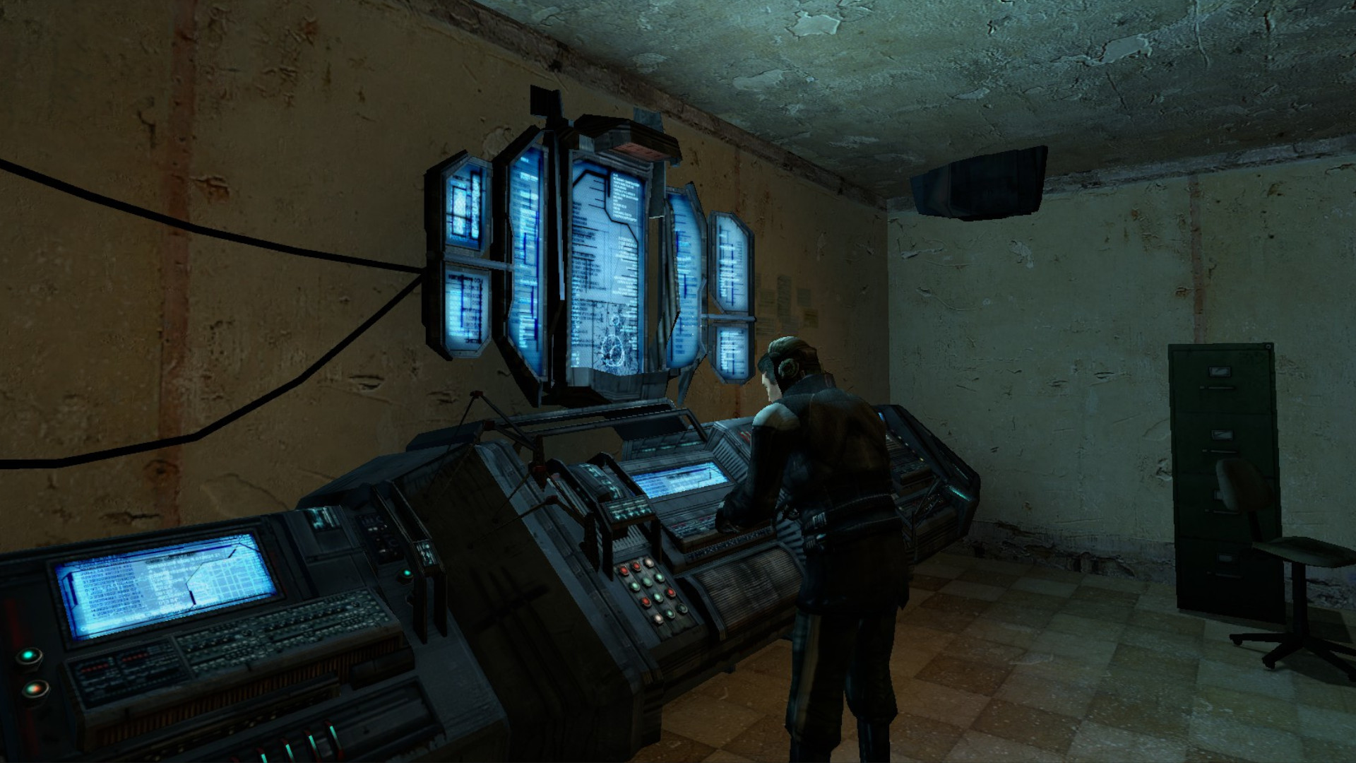 Half-Life 2 Chapter 1: Barney, a security guard, contacts Doctor Kleiner through a futuristic computer with a large blue multi-panel screen