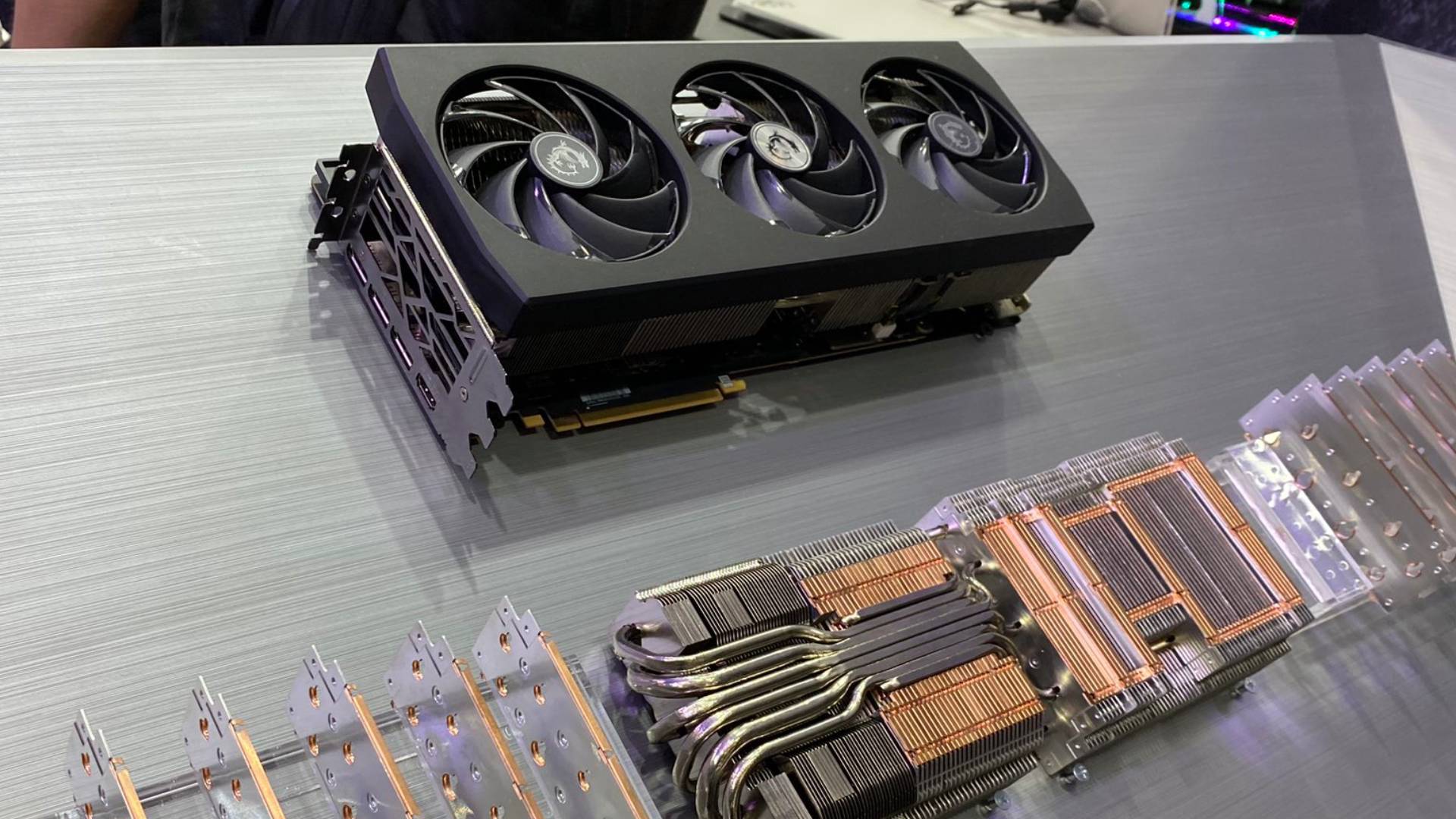 GPU Nvidia RTX 5000 bahkan bisa lebih besar dari RTX 4090