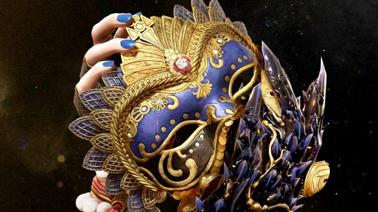 2つの手、青い爪と青いメタリックジュエリーで覆われた1つの手は、DBDアニバーサリーイベントを祝うために豪華な青と金の仮面舞踏会マスクをつかみます：ツイストマスカレード。