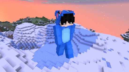 A Stitch onesie Disney Minecraft skin shows over the backdrop of an icy Minecraft hill top, with stars in the dusk sky behind.