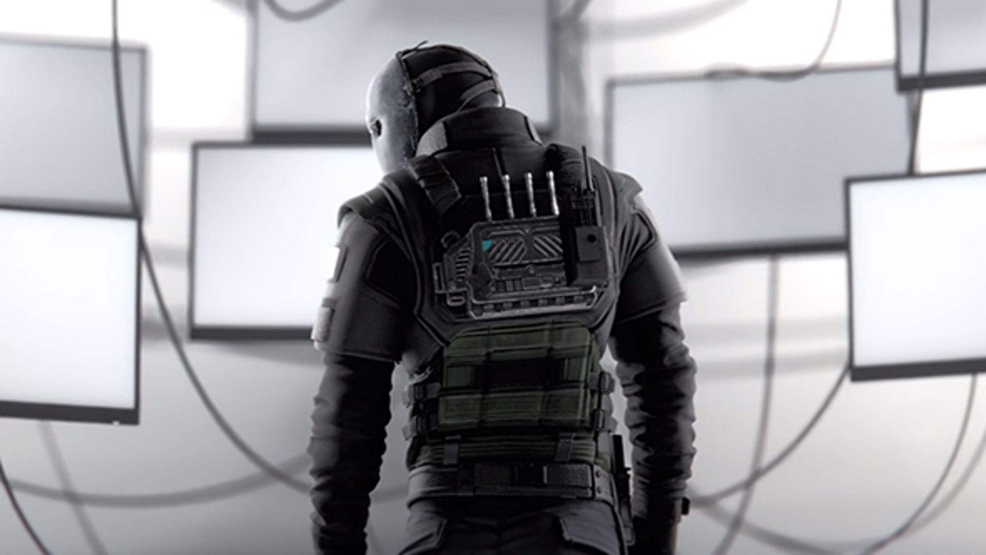 Una figura parecida a un soldado vestida con equipo SWAT negro.