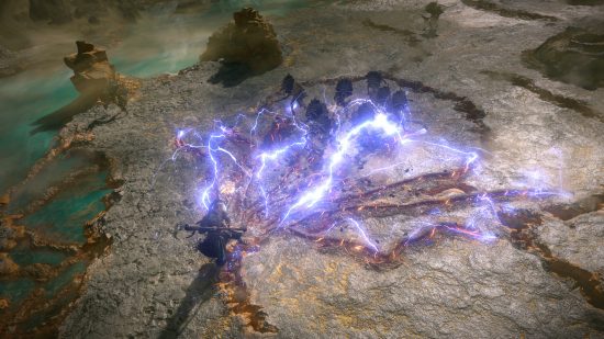 Path of Exile 2 – Ein Mönch lässt einen knisternden Blitz über den Boden schießen, um eine Gruppe anstürmender Feinde zu besiegen.