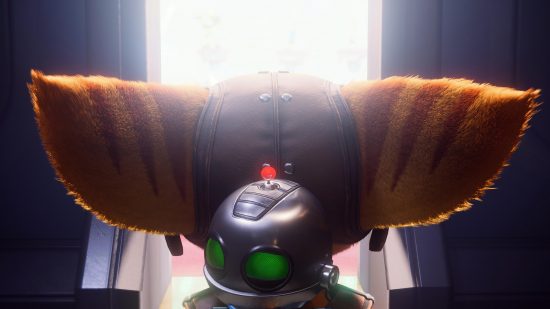 An image of the back of Ratchet's head, from Ratchet and Clank Rift Apart.  With Clank the robot attached to his back.