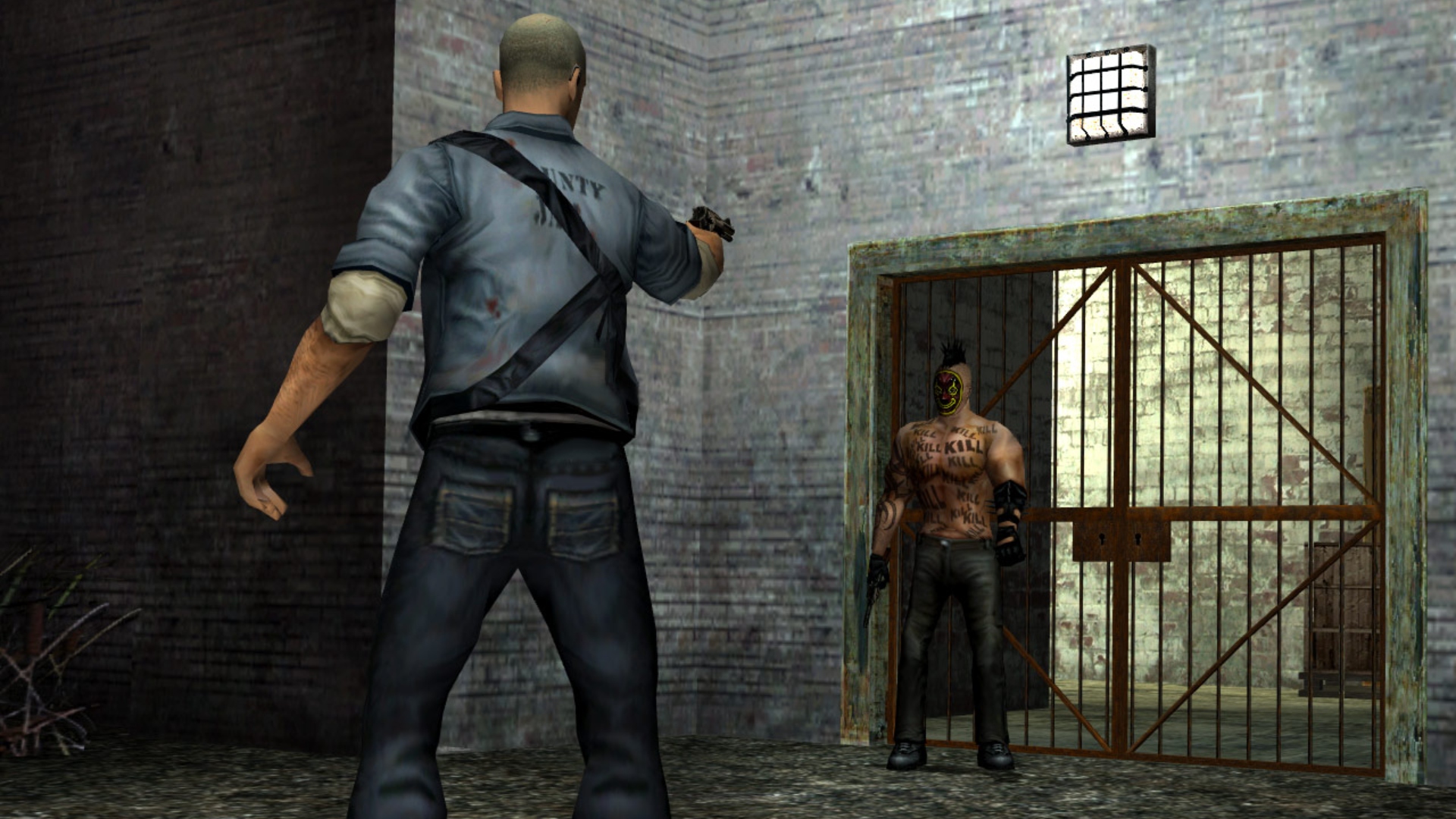 GTA 6 Manhunt 3: A man in a prison uniform, James Earl Cash from Rockstar's Manhunt, aims a pistol