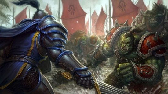 Ein Mann in blau-silberner Rüstung kämpft im Chaos der Schlacht gegen einen riesigen grünen Ork