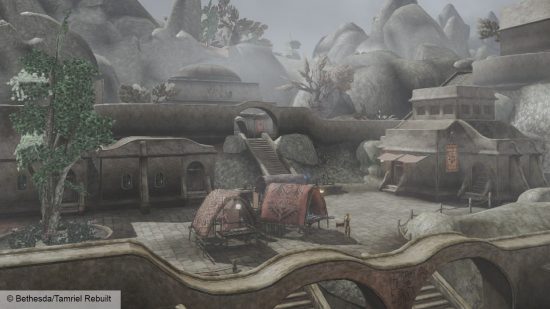 Morrowind Tamriel Andaram reconstruido: un asentamiento construido en las escaleras y alrededores de una especie de templo